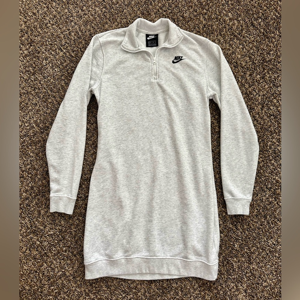 NIKE Women's Tunic Activewear Short
Dress Size XS